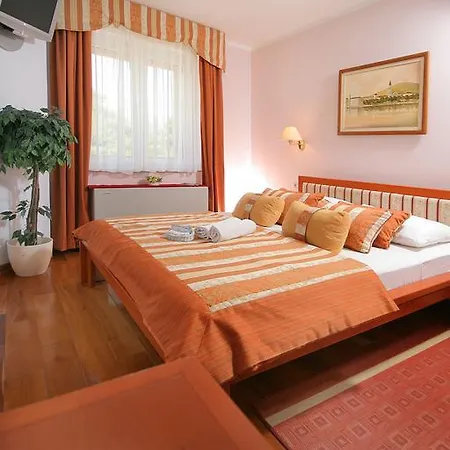Hotel Trogir Hotell Trogir
