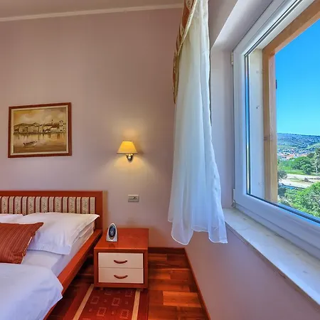 Hotel Trogir Τρογκίρ
