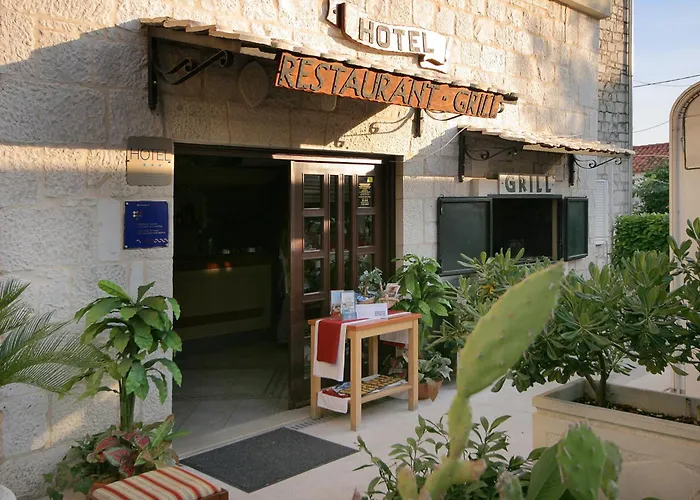 托里吉尔酒店 酒店