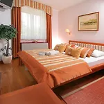 Hotel Trogir Hotel Trogir