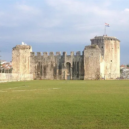 Otel Hotel Trogir 3*