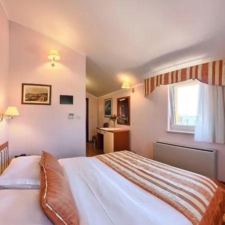 Hotel Hotel Trogir 3*