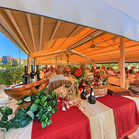 Hotel Trogir Otel Trogir