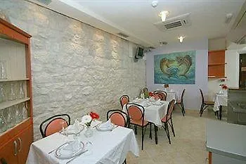 Hotel Trogir 3*