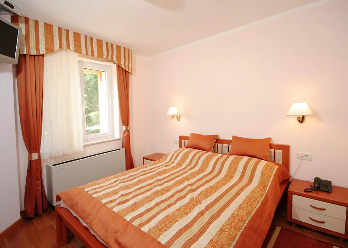 Otel Hotel Trogir 3*