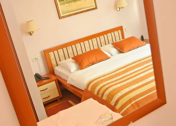 Hotel Trogir Otel 3*