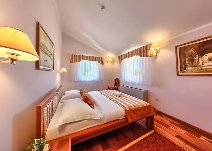 Hotel Trogir Otel Trogir