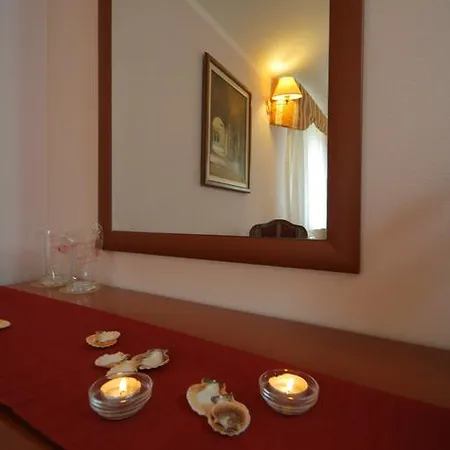 Hotel Trogir 3*